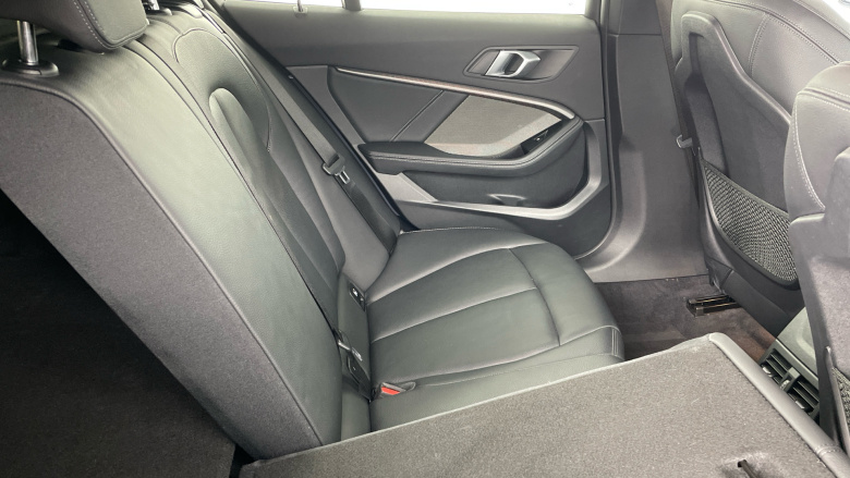 BMW 1 Series 118i M Sport 5dr Step Auto Petrol Hatchback